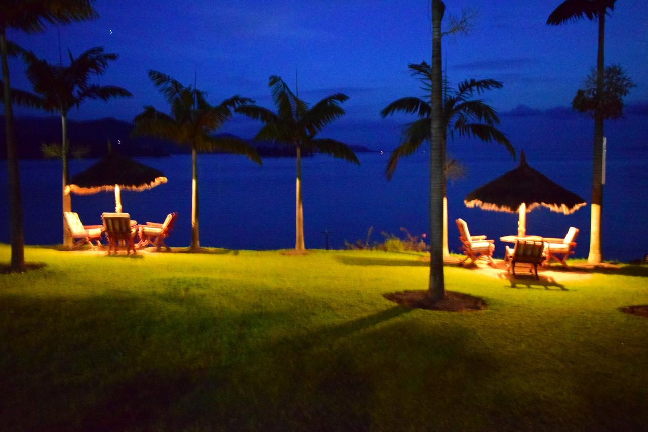 The Palm Beach Resort Gisenyi Exteriör bild