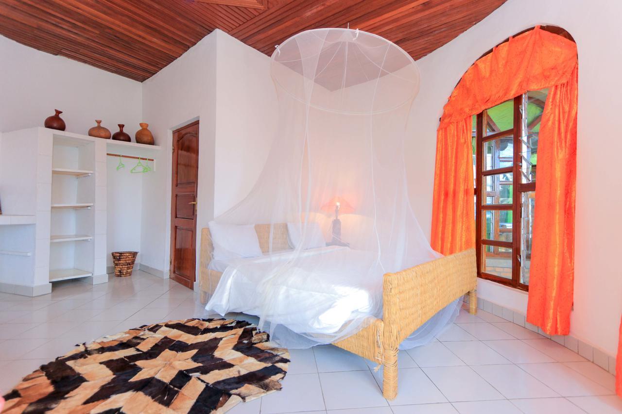 The Palm Beach Resort Gisenyi Exteriör bild