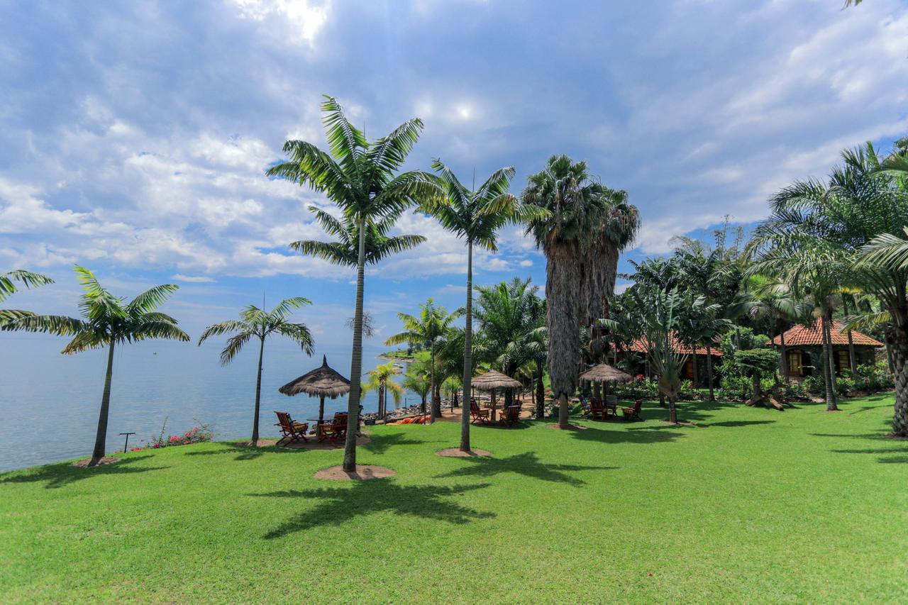 The Palm Beach Resort Gisenyi Exteriör bild